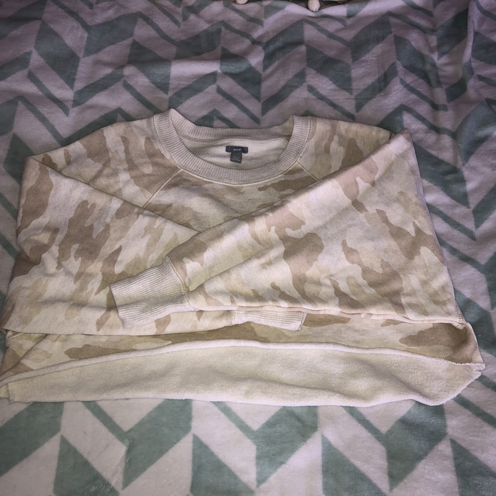 Aerie Camo Crop top